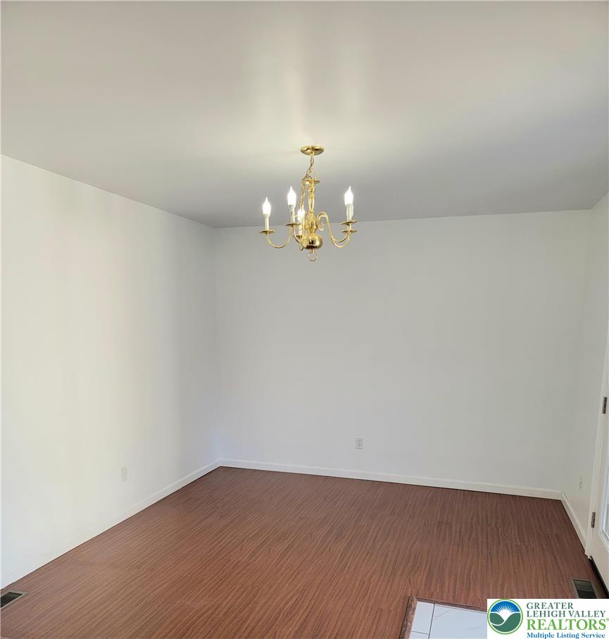 1540 Ravena Street Bethlehem, PA 18015 - Photo 5 of 19