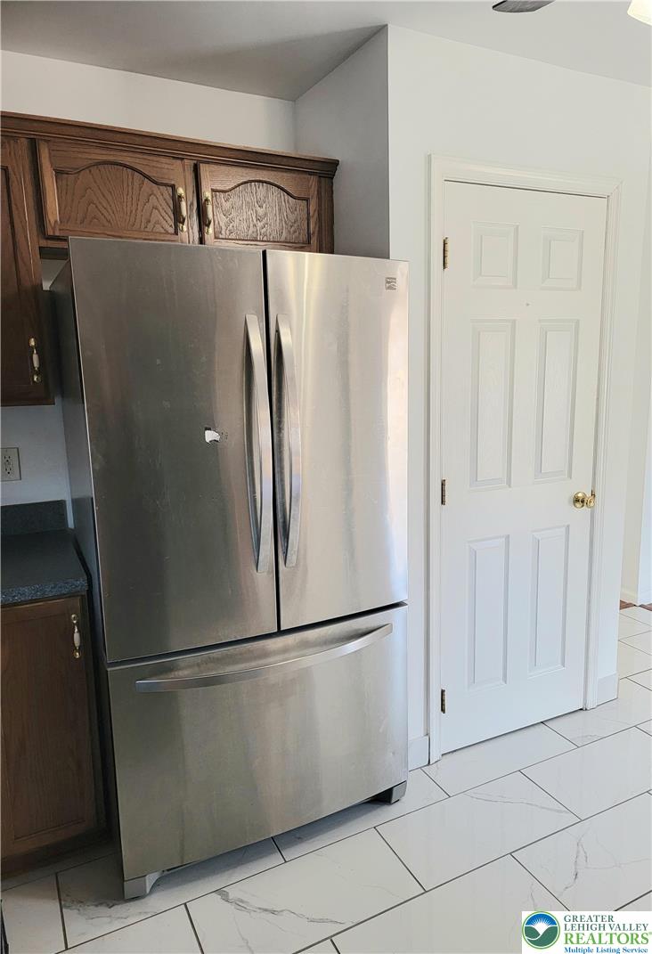 1540 Ravena Street Bethlehem, PA 18015 - Photo 8 of 19