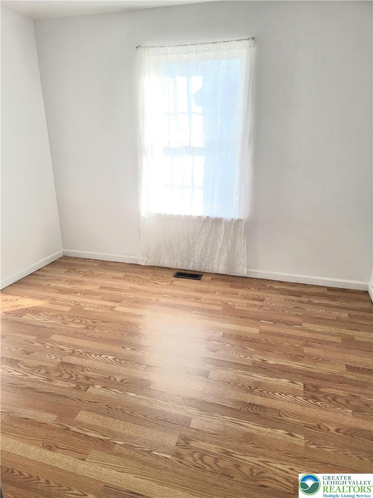 1540 Ravena Street Bethlehem, PA 18015 - Photo 10 of 19