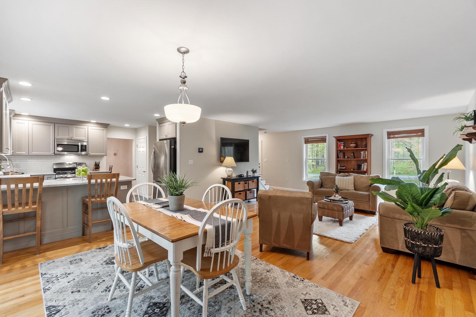 12 Aladdin Road Windham, NH 03087 - Photo 11 of 58