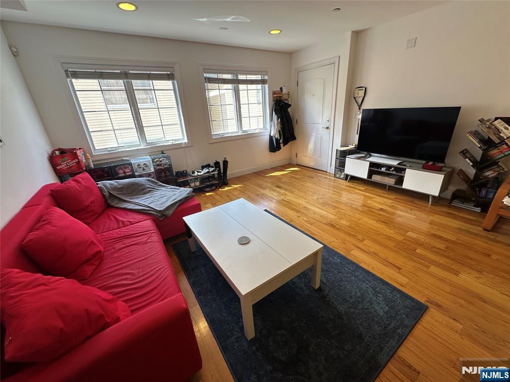 124 68th Street, Unit 205 Guttenberg, NJ 07093 - Photo 5 of 20