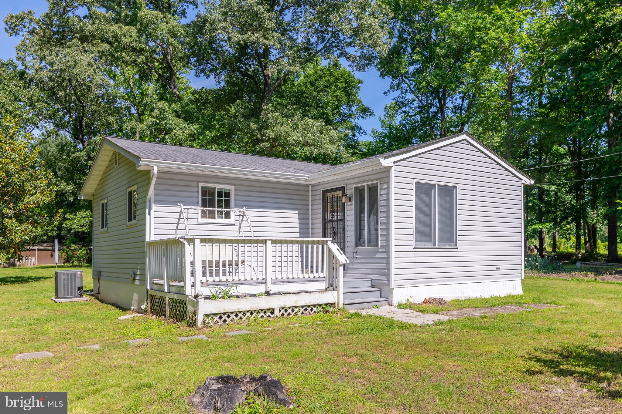 37 Ridge Road Stafford, VA 22556 - Photo 1 of 33 Lovely Home On Ridge Rd!