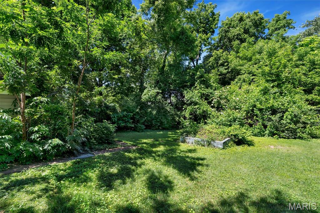 53 South Laclede Station Road St. Louis, MO 63119 - Photo 8 of 39