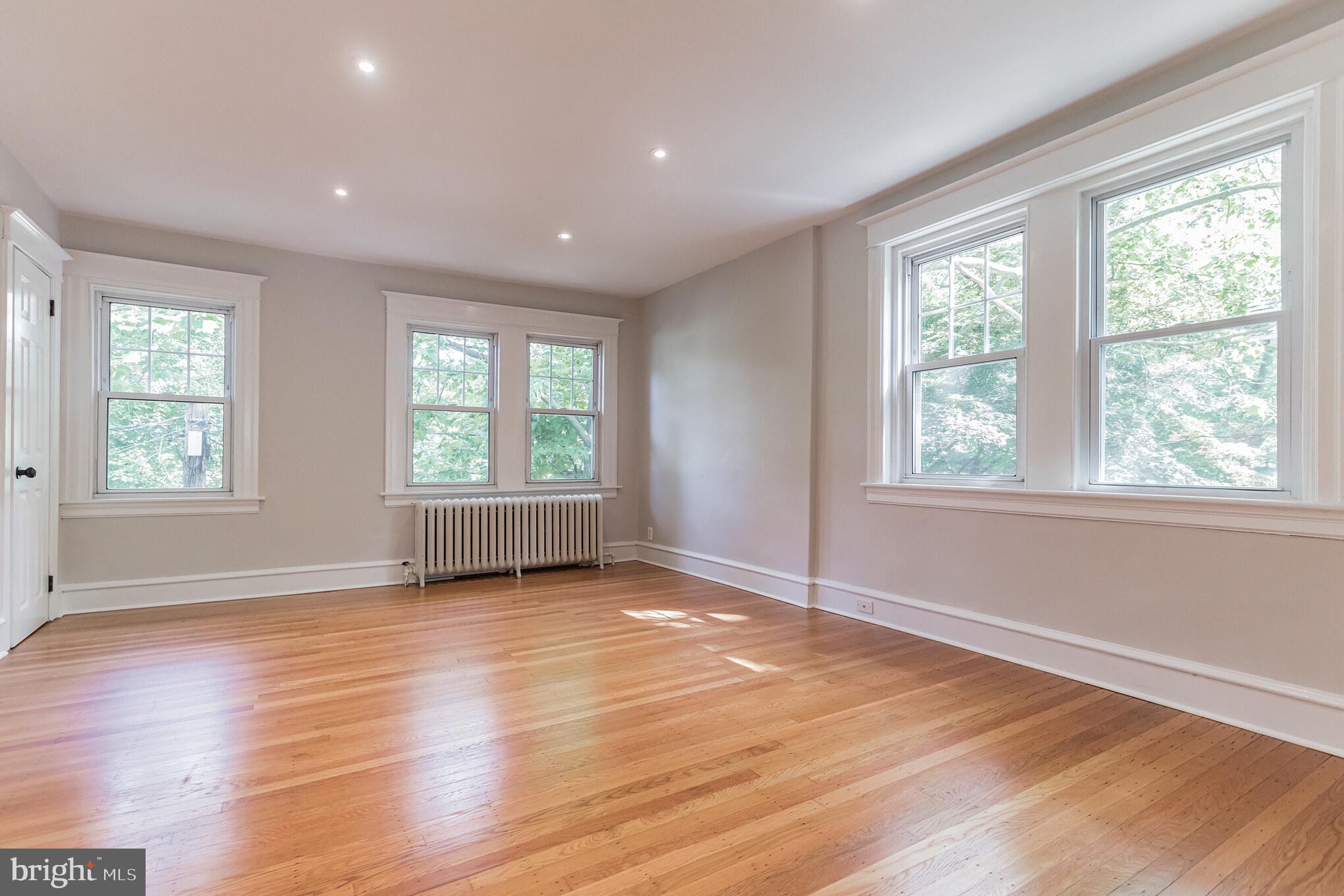 8033 High School Road Elkins Park, PA 19027 - Photo 12 of 30 Gallery Image 12