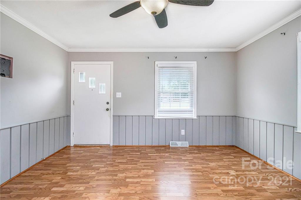 400 Waco Road Kings Mountain, NC 28086 - Photo 3 of 19 Gallery Image 3