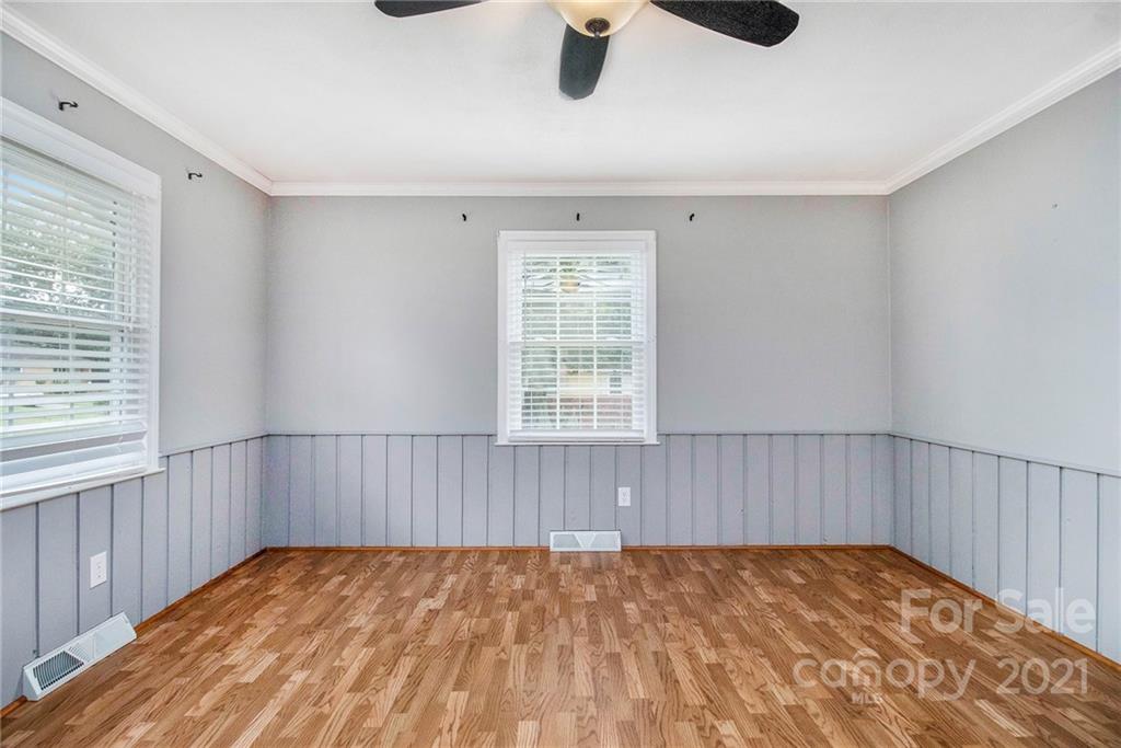 400 Waco Road Kings Mountain, NC 28086 - Photo 4 of 19 Gallery Image 4