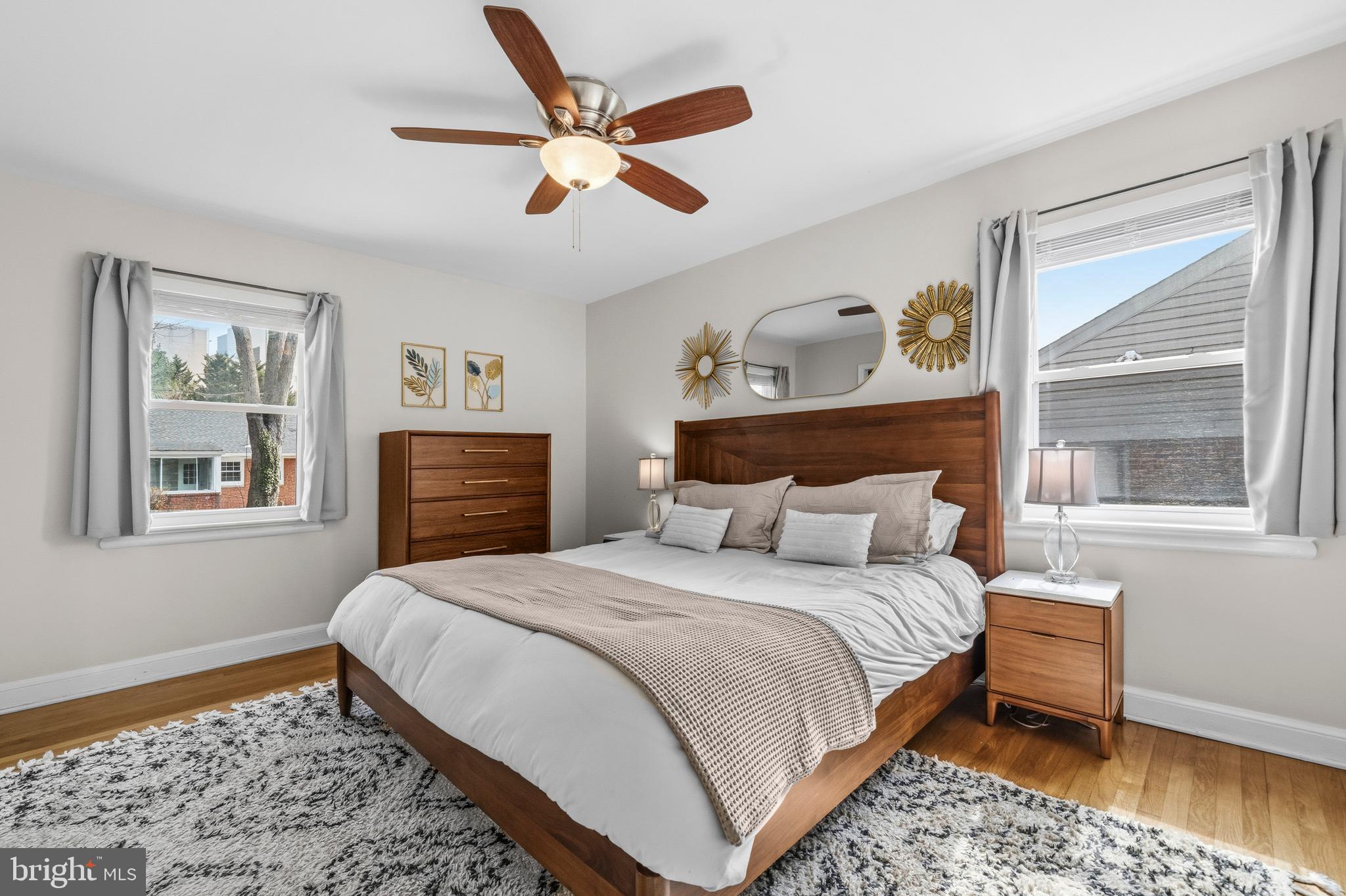 9707 Saxony Road Silver Spring, MD 20910 - Photo 11 of 46