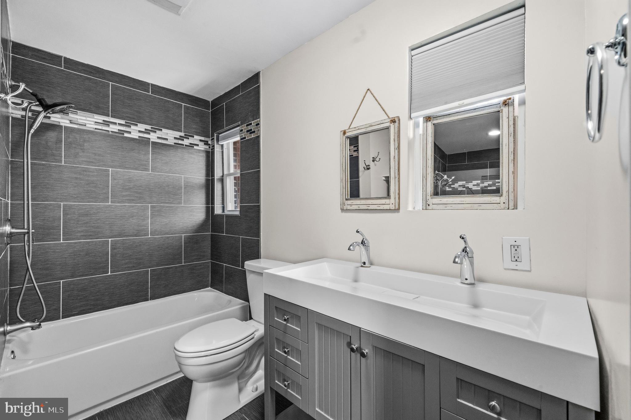 9707 Saxony Road Silver Spring, MD 20910 - Photo 13 of 46