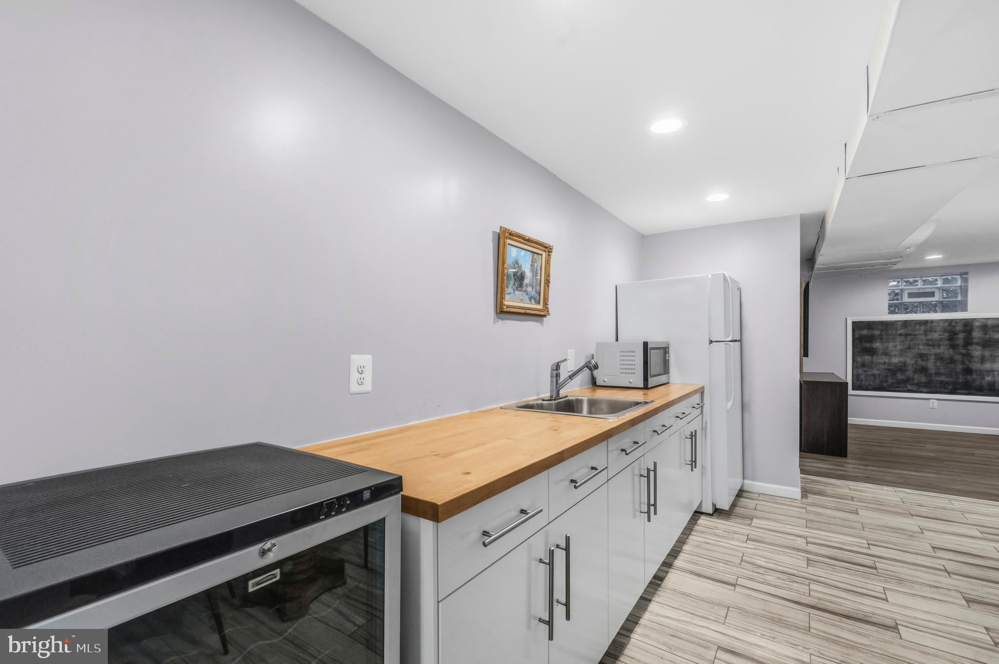 9707 Saxony Road Silver Spring, MD 20910 - Photo 20 of 46