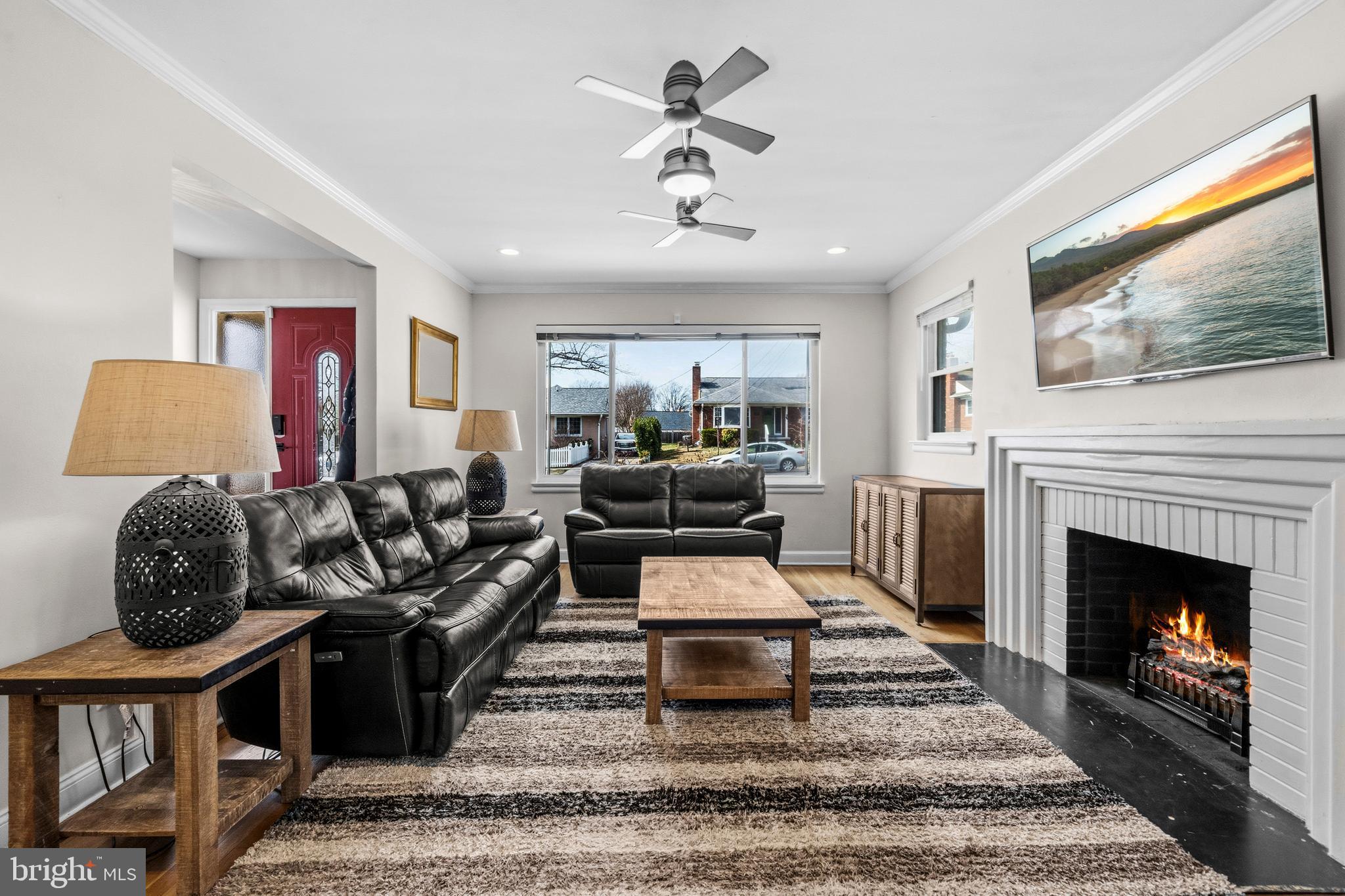 9707 Saxony Road Silver Spring, MD 20910 - Photo 2 of 46