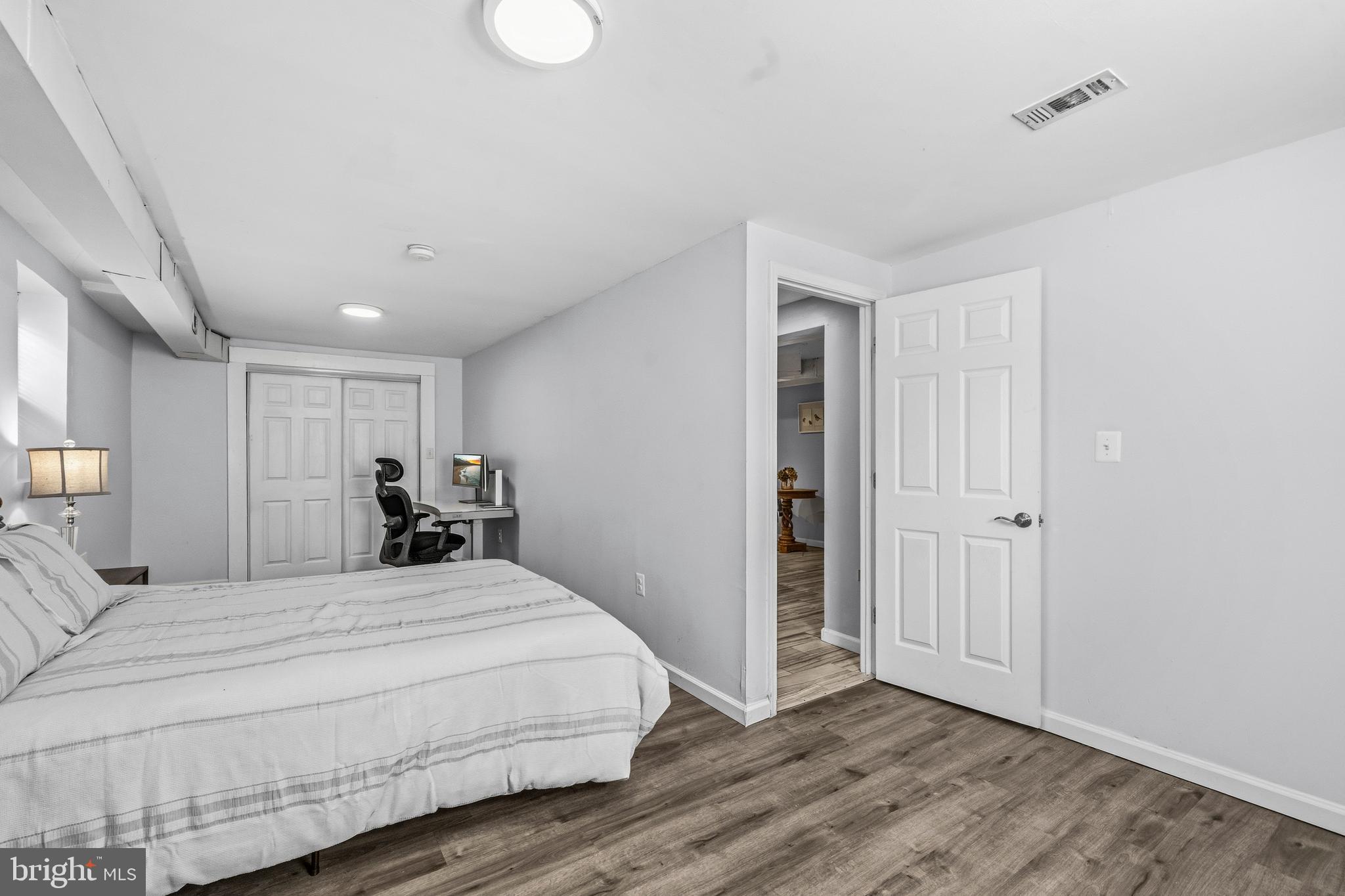 9707 Saxony Road Silver Spring, MD 20910 - Photo 26 of 46