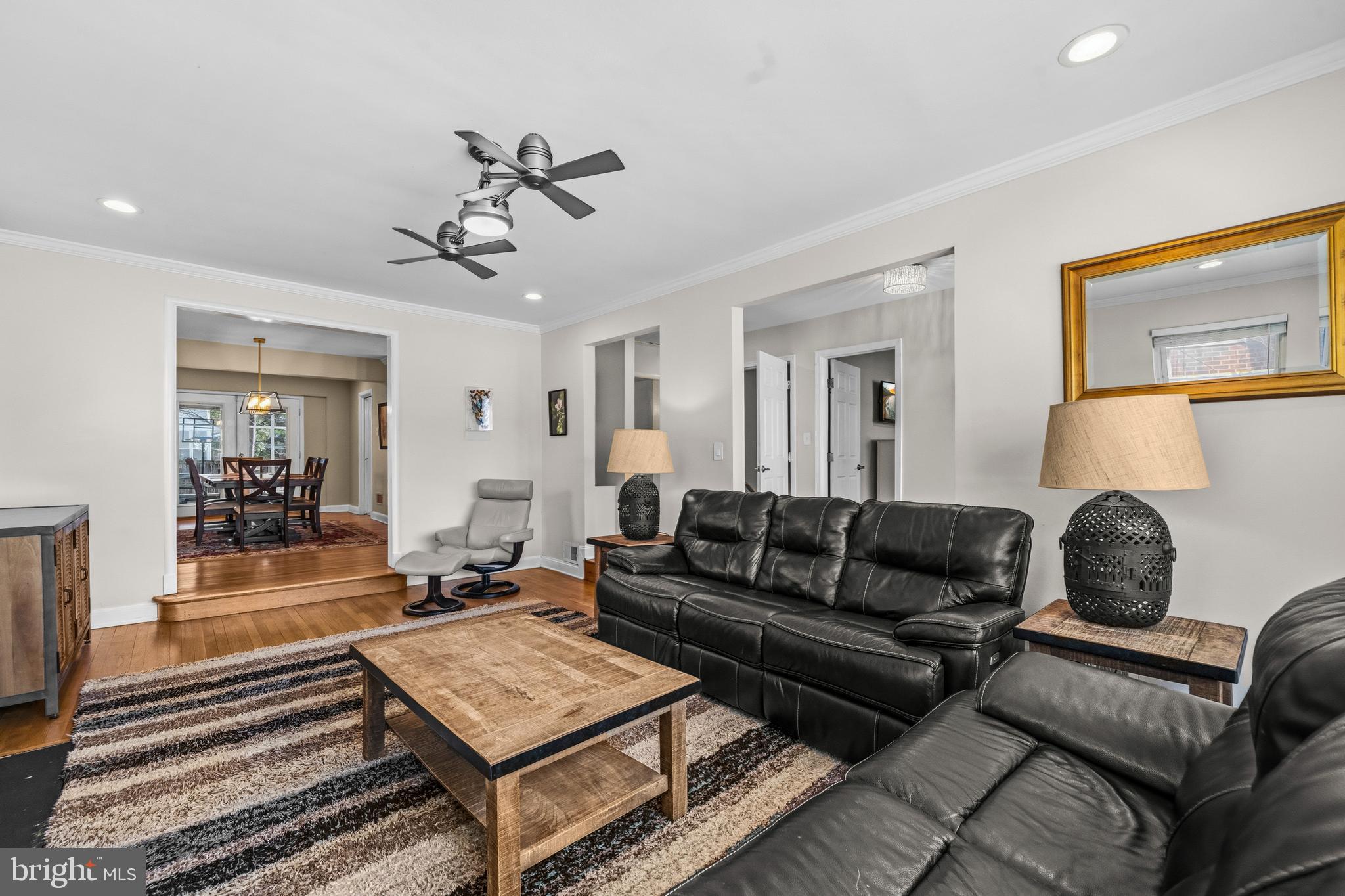 9707 Saxony Road Silver Spring, MD 20910 - Photo 3 of 46