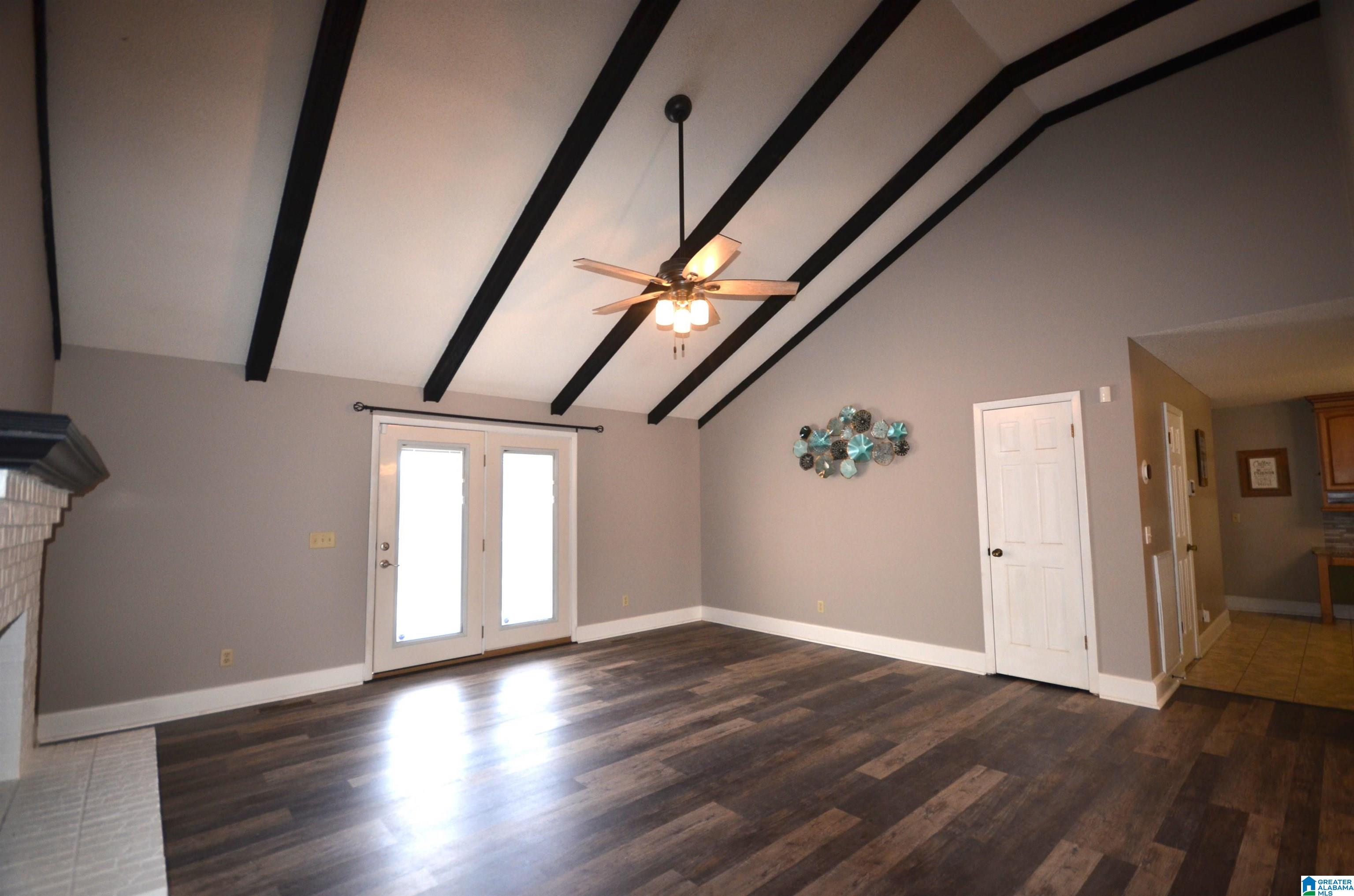 1918 Oakleaf Lane Arab, AL 35016 - Photo 6 of 32