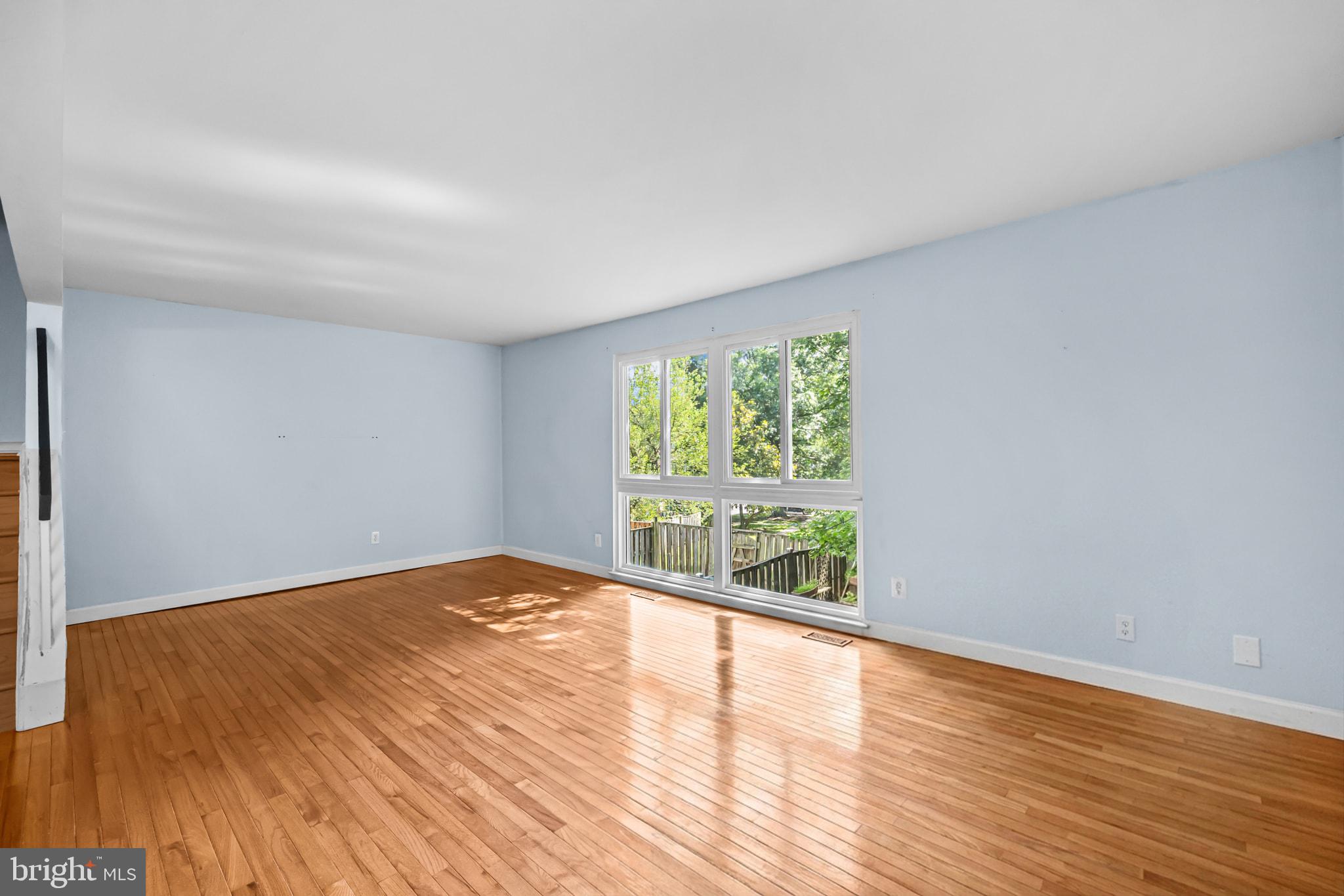 6018 Timber Hollow Lane Springfield, VA 22152 - Photo 5 of 29