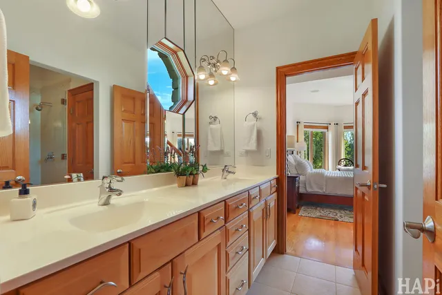 $1,799,000 | 39 Forest Lane, South Barrington, IL 60010