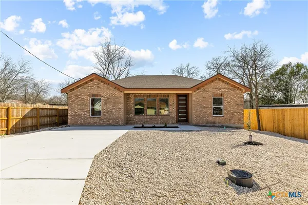 $265,000 | 209 Troell Street, Seguin, TX 78155