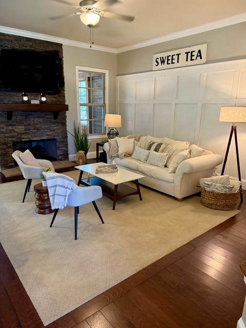 1501 Registry Row Arrington, TN 37014 - Photo 8 of 77 a living room with furniture and a flat screen tv