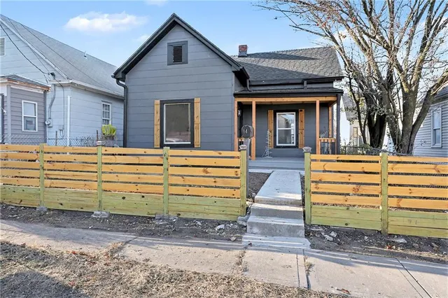 $260,000 | 14 South Minnie Street, Kansas City, KS 66103