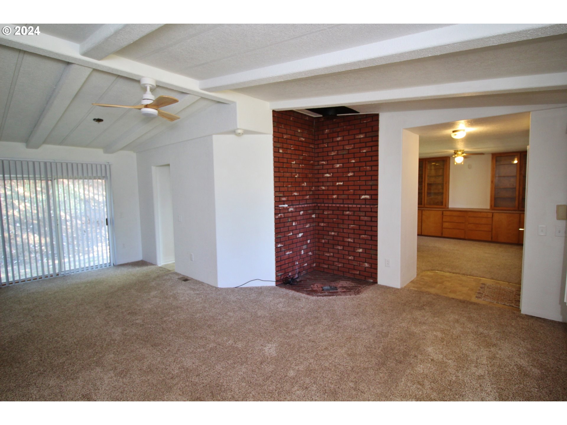7927 Azalea-Glen Road Glendale, OR 97442 - Photo 13 of 27 Gallery Image 13