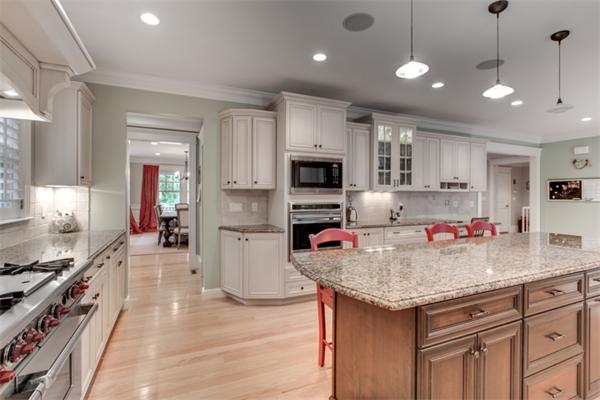 131 Upland Road Newton, MA 02468 - Photo 11 of 27