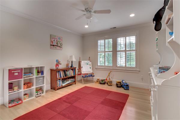 131 Upland Road Newton, MA 02468 - Photo 23 of 27