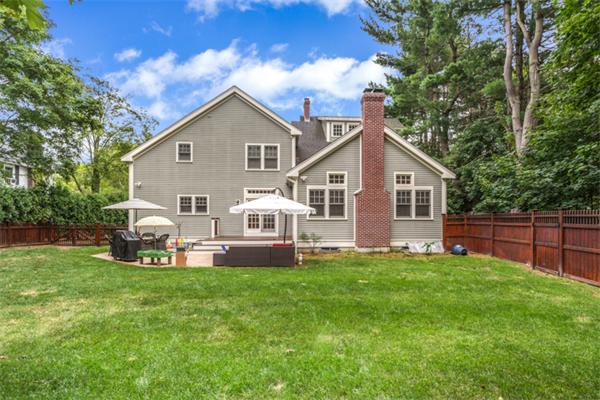 131 Upland Road Newton, MA 02468 - Photo 3 of 27