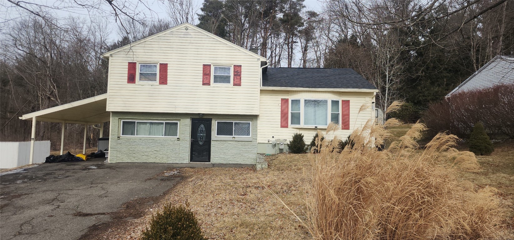 218 Ridgefield Road Endicott, NY 13760 - Photo 1 of 37 Gallery Image 1