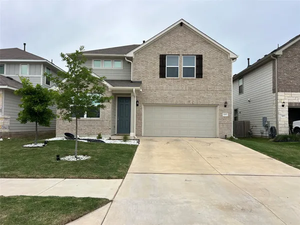 $2,600 | 107 Hornbill Drive, Hutto, TX 78634