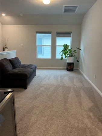 $2,600 | 107 Hornbill Drive, Hutto, TX 78634