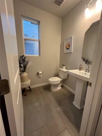 $2,600 | 107 Hornbill Drive, Hutto, TX 78634