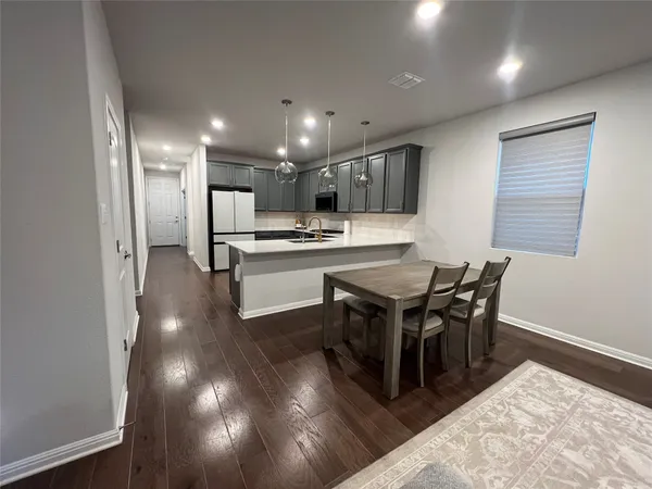 $2,600 | 107 Hornbill Drive, Hutto, TX 78634