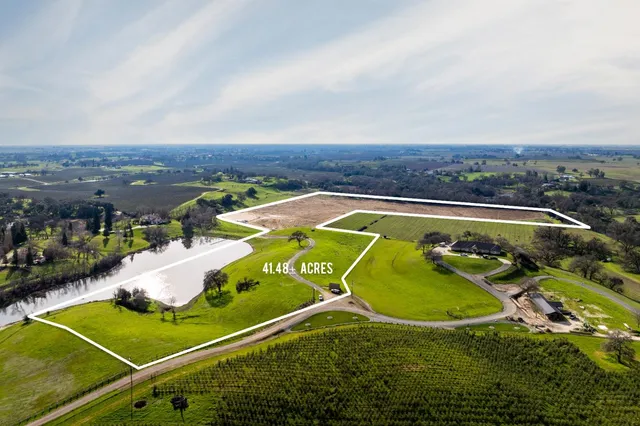 $1,075,000 | 25045 North Mcintire Road, Clements, CA 95227