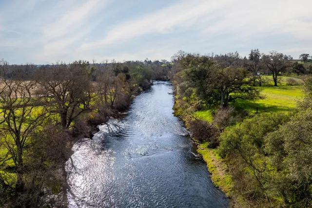 $1,075,000 | 25045 North Mcintire Road, Clements, CA 95227