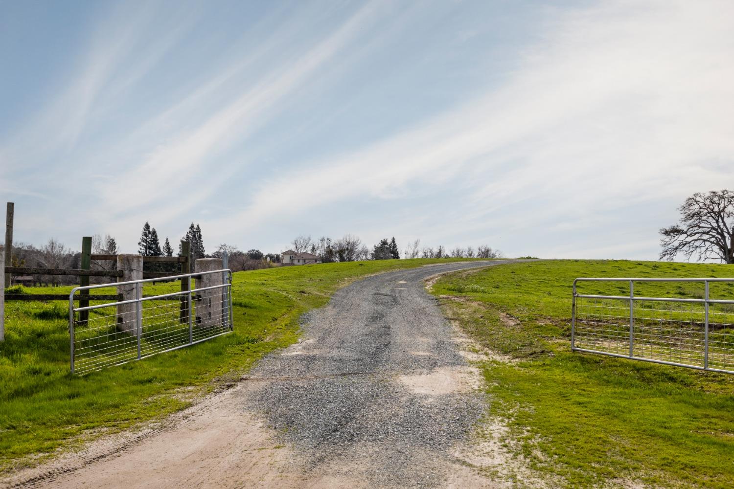 25045 North Mcintire Road Clements, CA 95227 - Photo 6 of 31