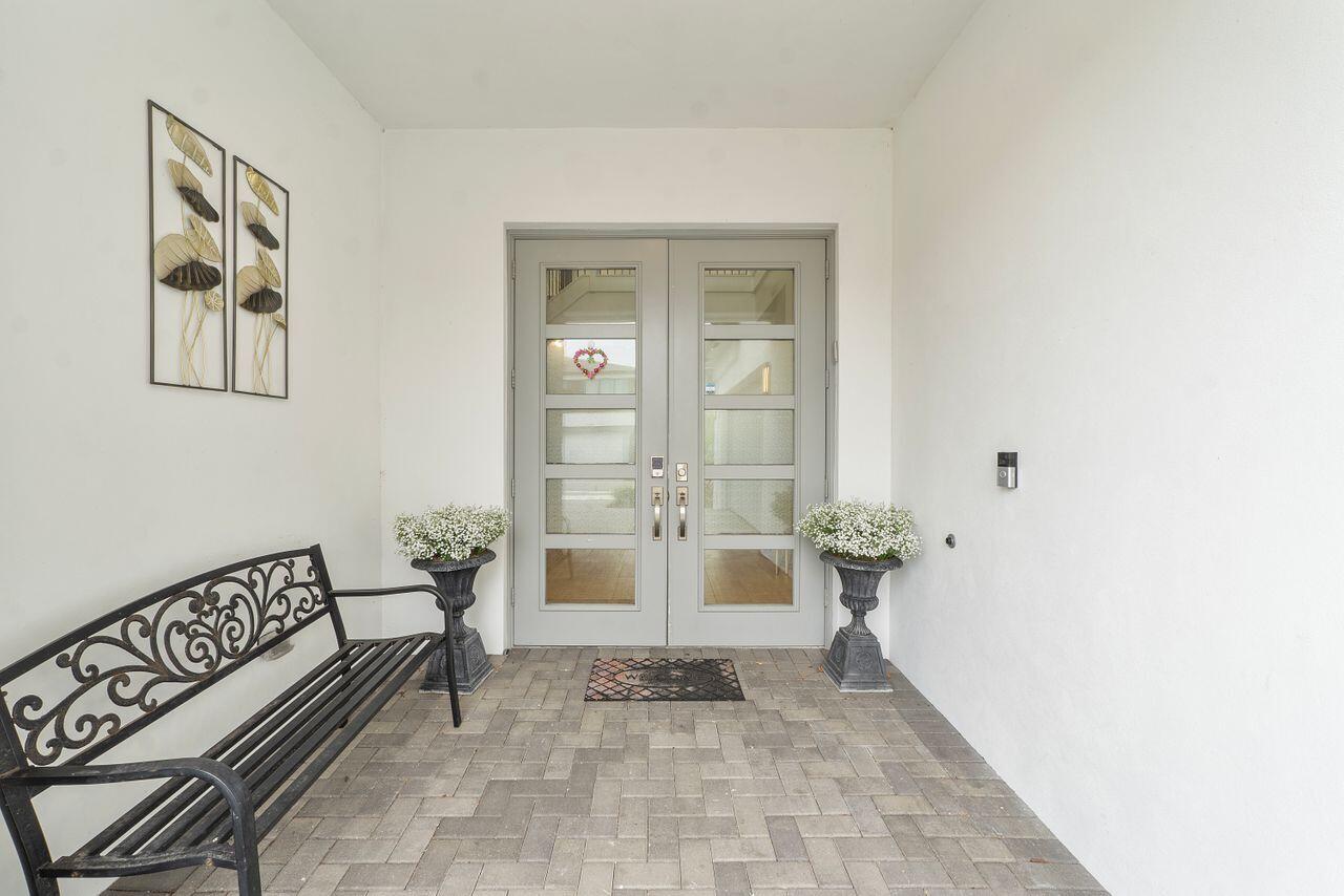 17057 Watersprite Lakes Road Boca Raton, FL 33496 - Photo 4 of 86 17057_Watersprite_Lakes_Rd_020