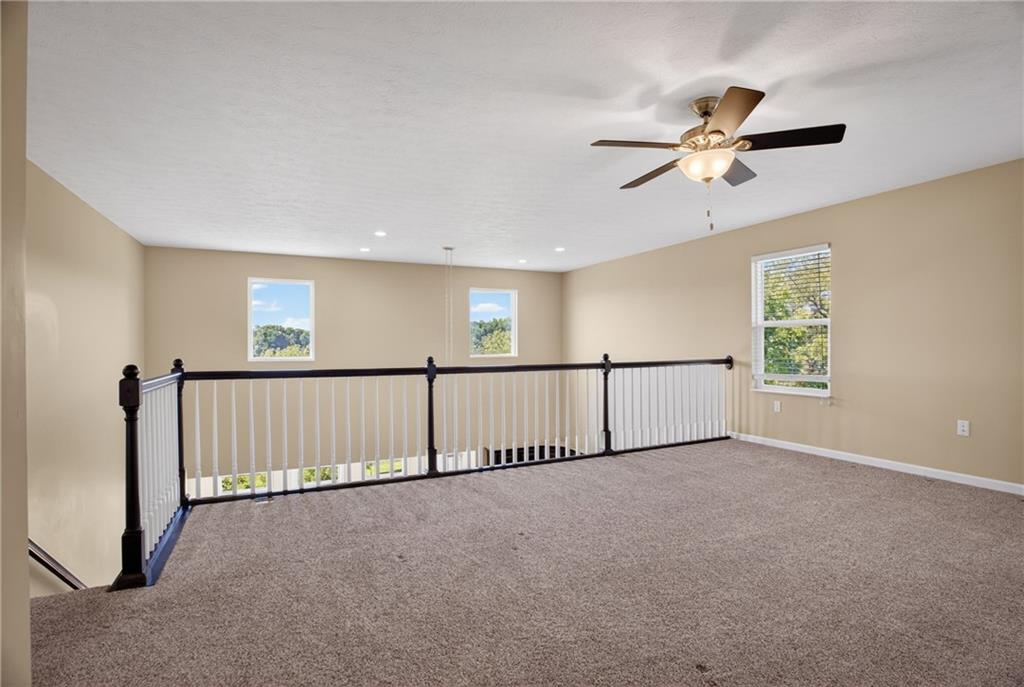 229 West Country Barn Road Houston, PA 15342 - Photo 31 of 50