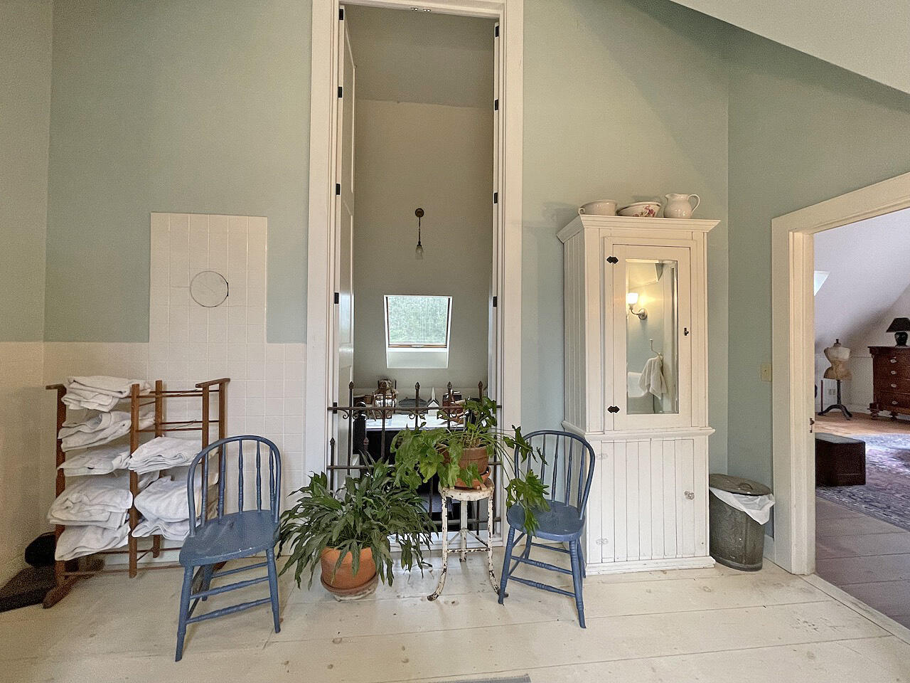 351 South Dyer Neck Road Newcastle, ME 04553 - Photo 22 of 33 Bathroom 2