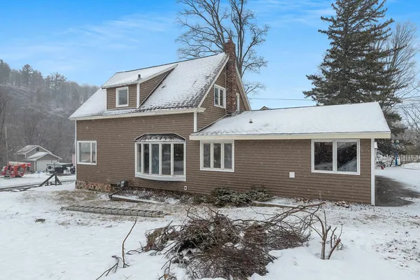 $198,900 | 1648 River Street, Niagara, WI 54151
