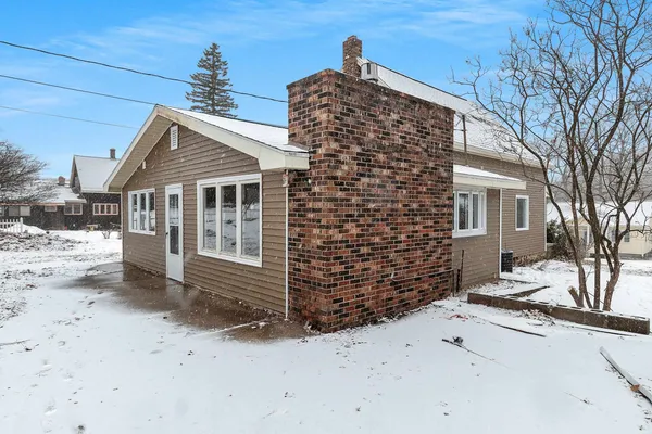 $198,900 | 1648 River Street, Niagara, WI 54151
