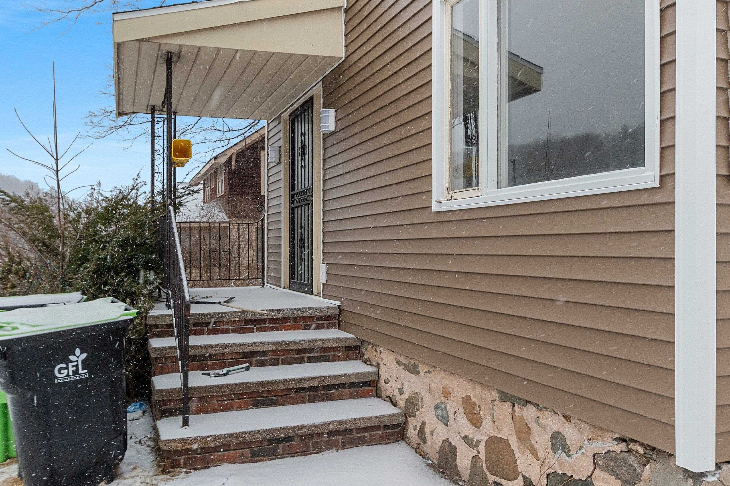 1648 River Street Niagara, WI 54151 - Photo 5 of 39