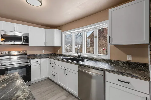 $198,900 | 1648 River Street, Niagara, WI 54151