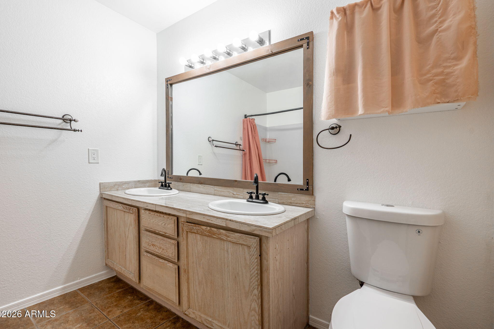 222 West Brown Road, Unit 32 Mesa, AZ 85201 - Photo 19 of 32 _DSC0215-HDR