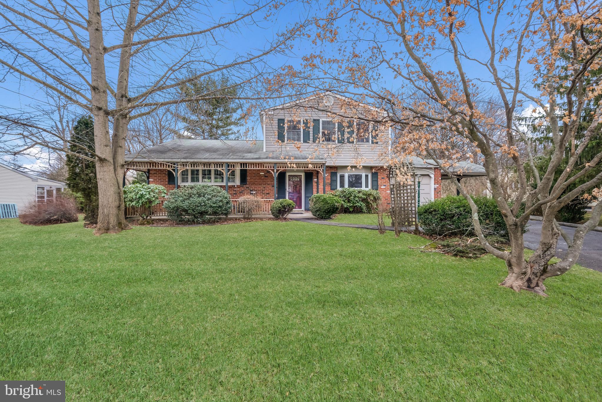 31 Cherokee Road Doylestown, PA 18901 - Photo 2 of 27 Gallery Image 2
