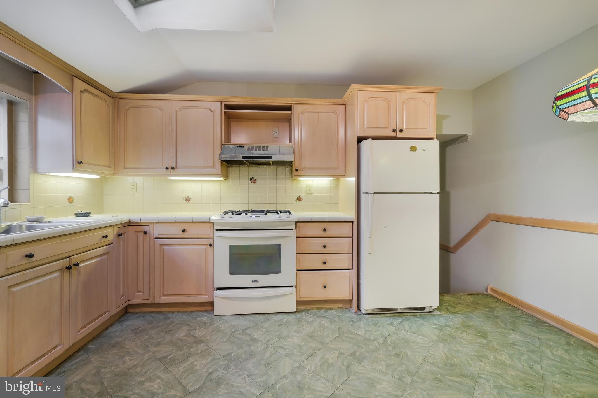 31 Cherokee Road Doylestown, PA 18901 - Photo 11 of 27 Gallery Image 11
