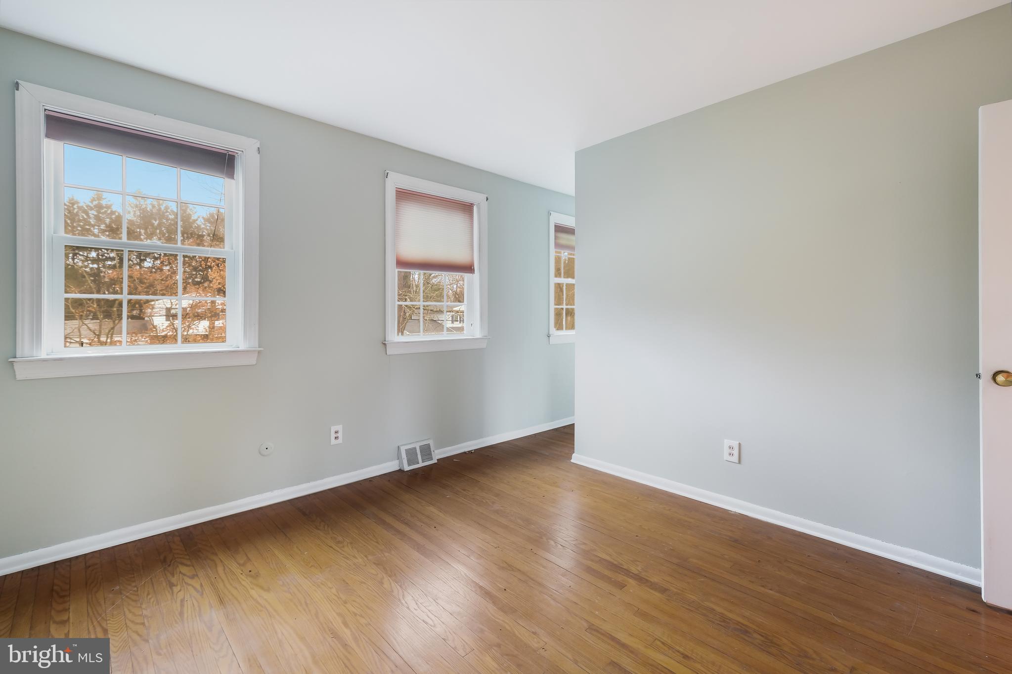 31 Cherokee Road Doylestown, PA 18901 - Photo 16 of 27 Gallery Image 16