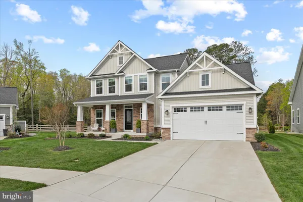 front view of house with a yard