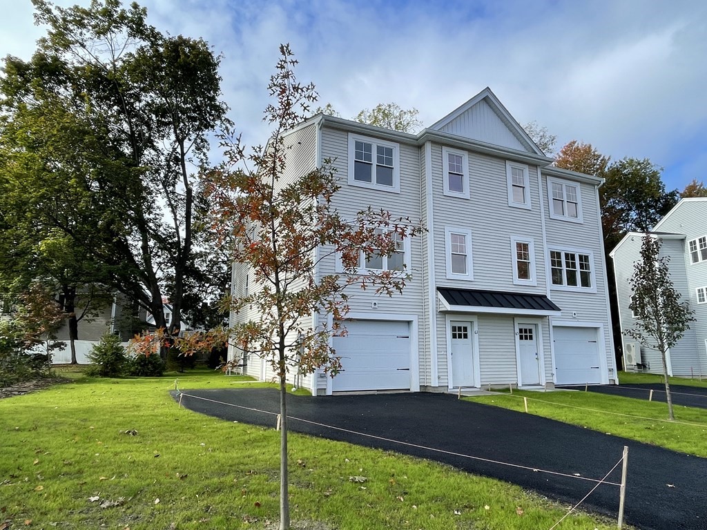 63 Castine Street Worcester, MA 01606 - Photo 1 of 18 Gallery Image 1