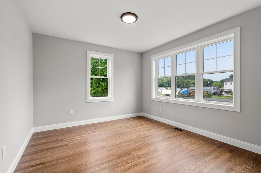 63 Castine Street Worcester, MA 01606 - Photo 12 of 18 Gallery Image 12