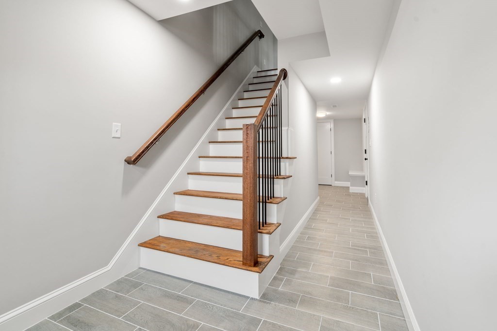 63 Castine Street Worcester, MA 01606 - Photo 3 of 18 Gallery Image 3