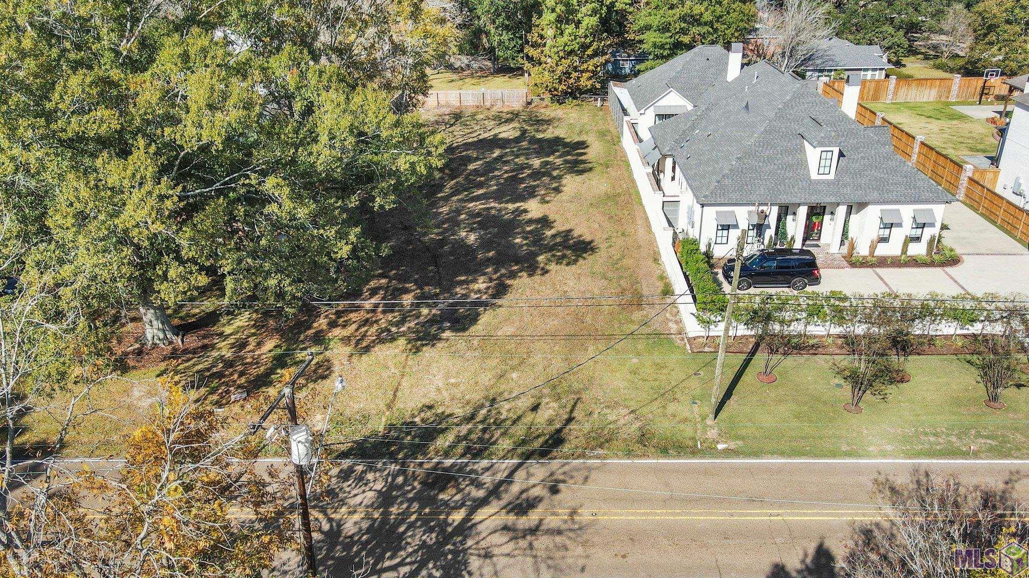 7027 Goodwood Avenue Baton Rouge, LA 70806 - Photo 4 of 9